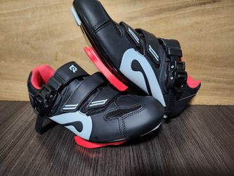 Peloton Cycling Shoes with Cleats Black Red PL-SH-B 38 Size 7 Women, 8.5 Men
