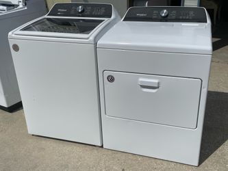 Whirlpool TopLoad Washer and electric dryer with removable agitator