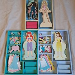 Magnetic Dress Up Dolls 