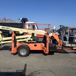 JLG Towable Boom Lift T(contact info removed)