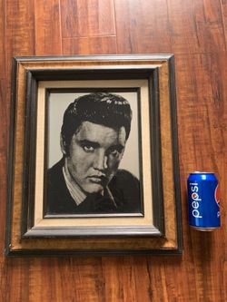 Glass mirrored picture of the Elvis