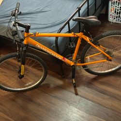 Diamondback Bike – Good Condition 🚴‍♂️🔥