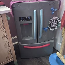 Kids Realistic Toy Fridge With Batteries Included 