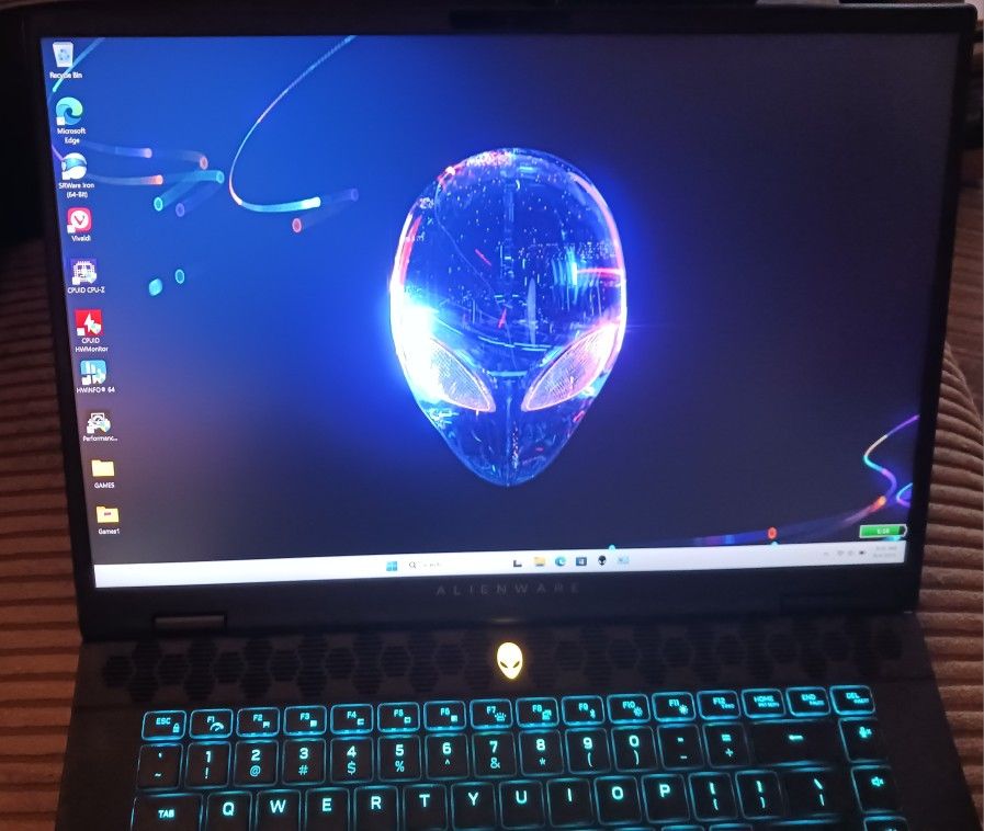 High Speed Gaming Laptop Intel Core Ultra 7 Top Of The Line Performance!