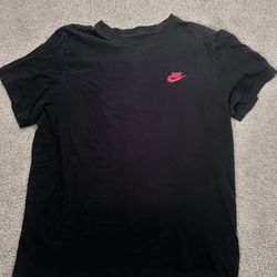 black nike short sleeve