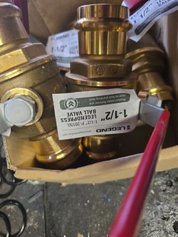 1½in ball valves press fittings