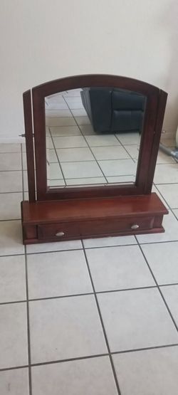 31x31 wooden vanity swivel tabletop mirror with a drawer