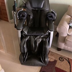 Massage Chair (Inda Robo Chair)