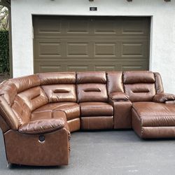Sofa/Couch Sectional - Electric and Manual Recliner - Leather - Delivery Available 🚛