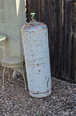 Large Steel Propane Tank with Valve (19th Ave & Union Hills)