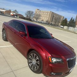 2014 Chrysler 300s