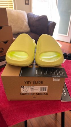 Adidas Yeezy Slide Size 8