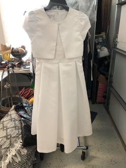 Beautiful size 12 girls all white dress