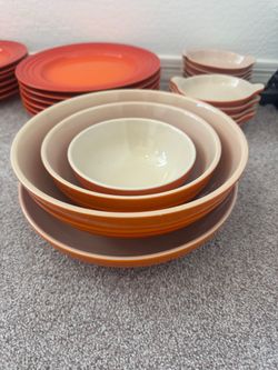 Le Creuset Ceramic Dinnerware Set