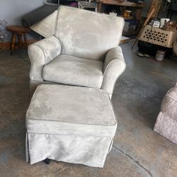 Like New Rocking Chair And Ottoman