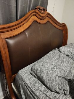 3 PC Queen Bedroom Set