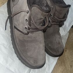 UGG Mens Neumel Chukka Boot