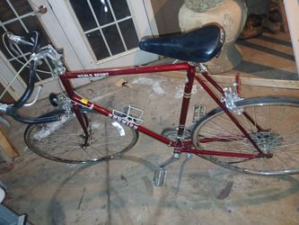 Super Clean SCHWINN  WORLD SPORTS BIKE 
