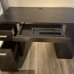 Dania Wood Computer Desk w/ 3 Drawers & Side Shelving - Belmar Collection