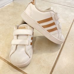 Girls Toddler Adidas Size 7 Good Condition 