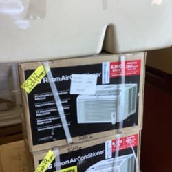 LG Electronics 6,000 BTU 115-Volt Window Air Conditioner LW6017R Cools 250 Sq. Ft. with Remote