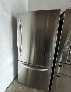 LG Stainless Steel Bottom Freezer Refrigerator