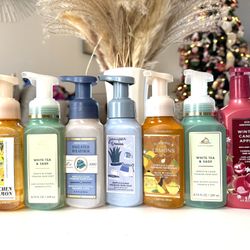$30 For 7 Bottles Of Bath And Body Works hand Soap Brand New 