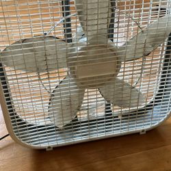 Holmes Box Fan