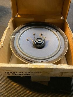 Nos stock new Mazda vintage speaker