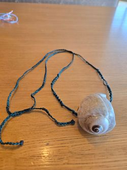 Handmade Macrame Seashell Necklace - Dark Green cord