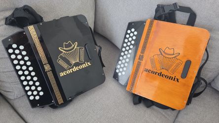Acordeon norten̈o midi