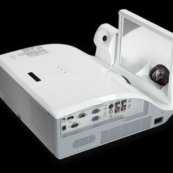 Ultra Short Throw Projector