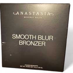 Anastasia Beverly Hills Smooth Blur Bronzer