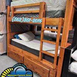 Triple Full Bunk Bed With Mattresses Colchones Nuevos Bonitos 