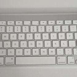 Apple A1314 wireless keyboard 