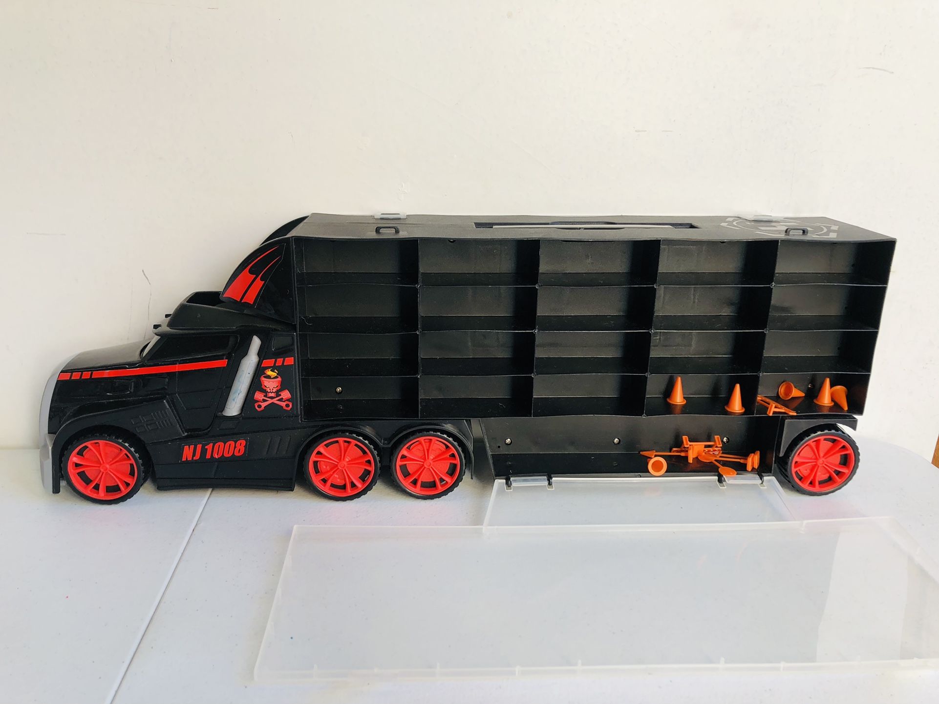 NJ1008 Car Hauler Truck- Toy- Black- Holds 40 Cars