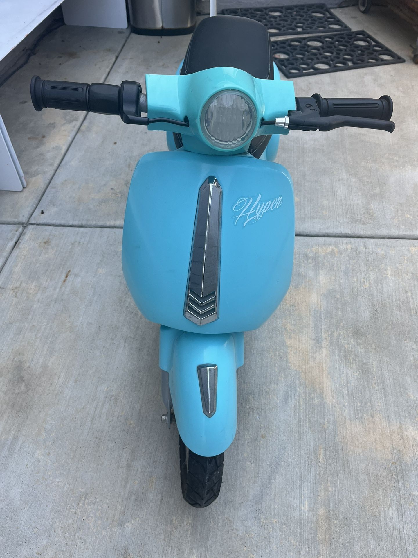 Hyper Retro Scooter For Kids Read Description