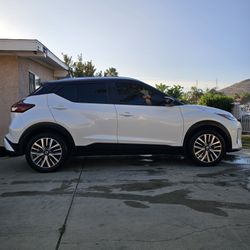 2021 Nissan Kicks