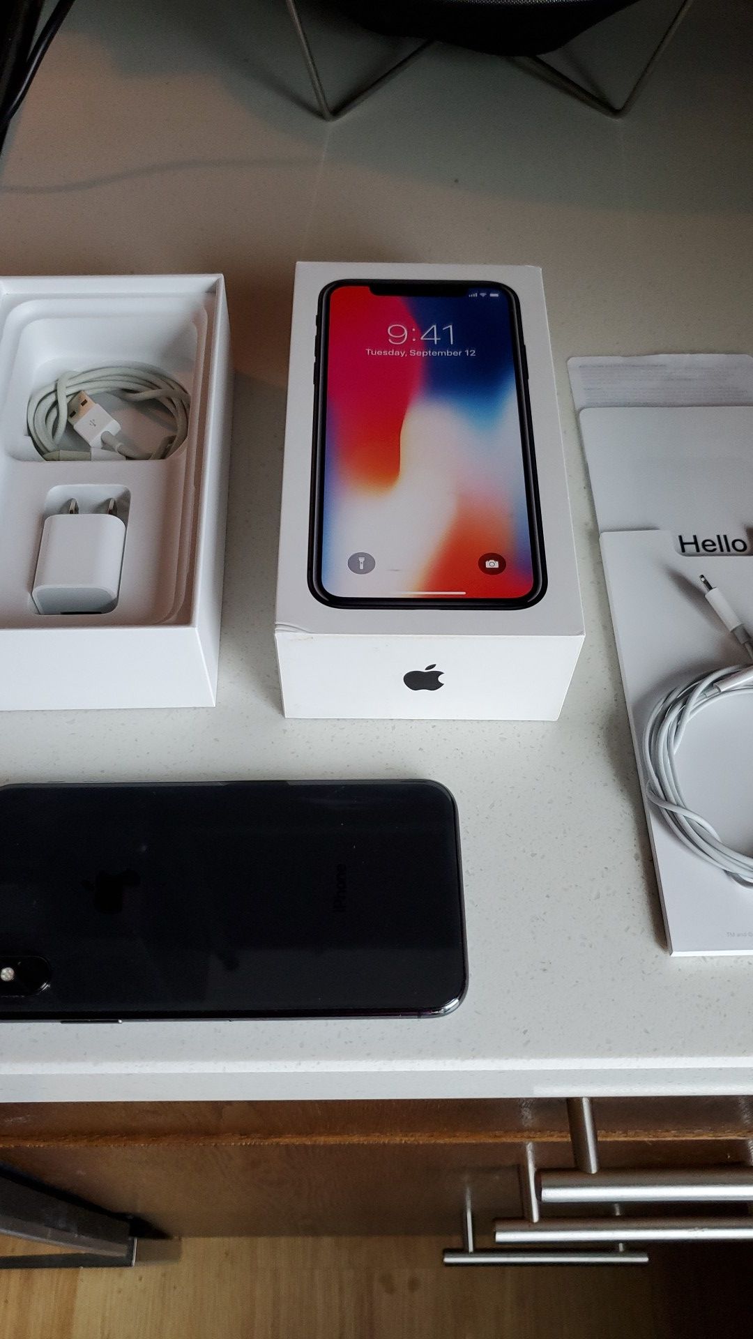 FLAWLESS iPhone X 64GB - Unlocked for any Carrier