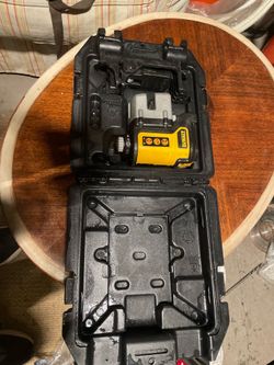 Laser level good condition Dewalt $120