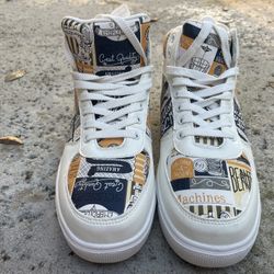 Sport Shoes, Size 10