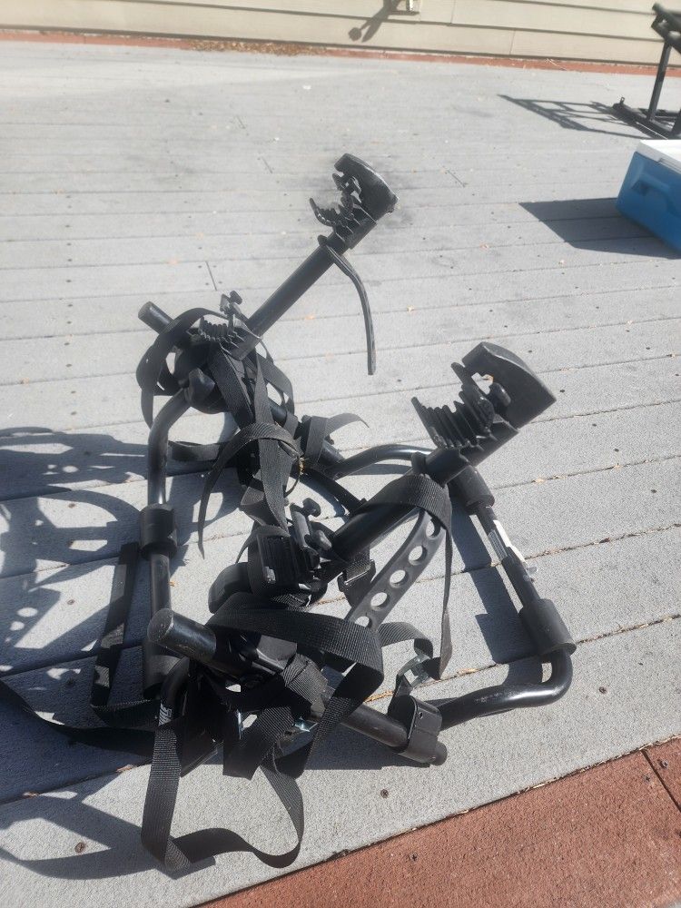 2-bike Thule Truck Rack