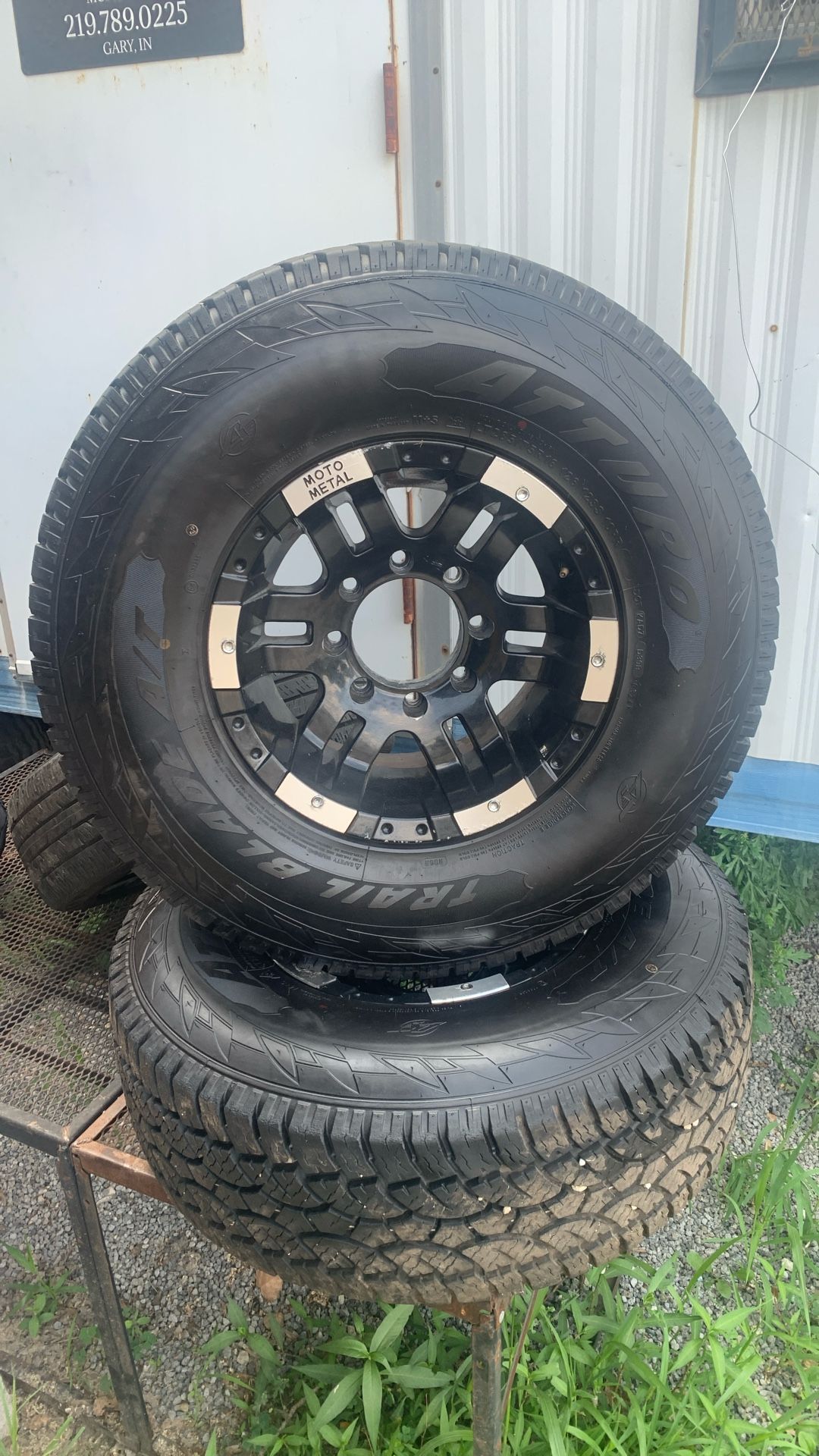 Set Of 4 Aturo Tires, Moto Metal Wheels