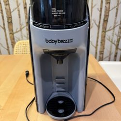 Baby Brezza Formula Dispenser Machine