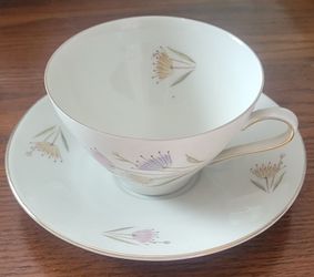 Vintage Winterling Marktleuthen Bavaria Teacup & Saucer – Floral Gold Trim