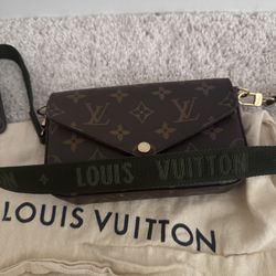 LOUIS VUITTON  Monogram Felicie Strap & Go Kaki mini bag 