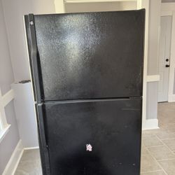GE fridge 