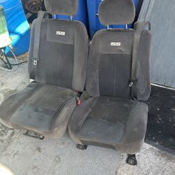 Trailblazer SS seats 