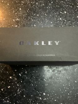 OAKLEY $120    New