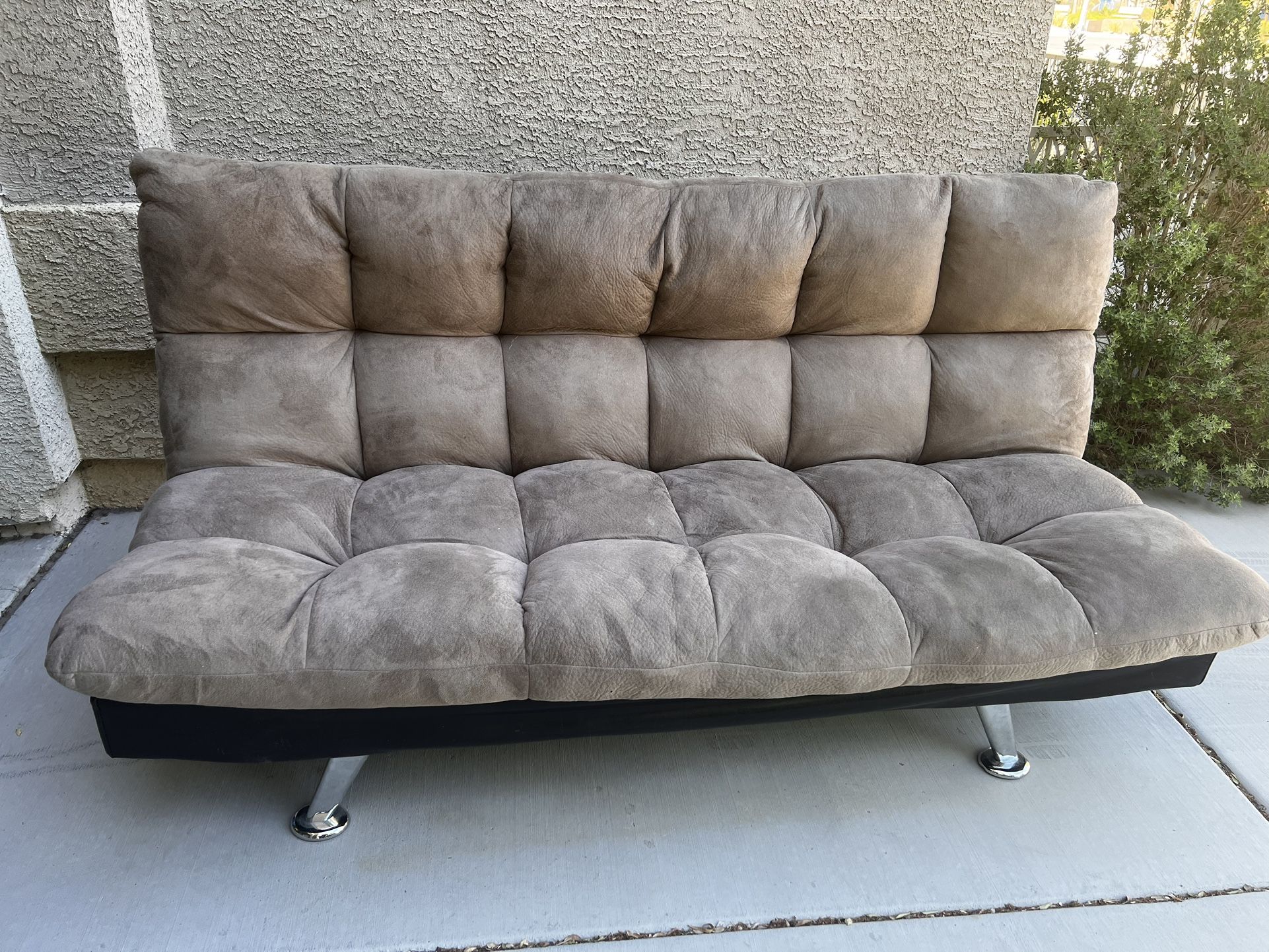 Futon for Sale in Las Vegas, NV OfferUp